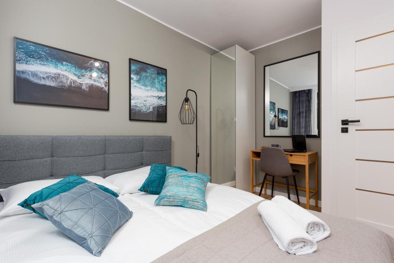 Beautiful Two-Bedroom Apartment Warsaw Bielany By Noclegi Renters Kültér fotó