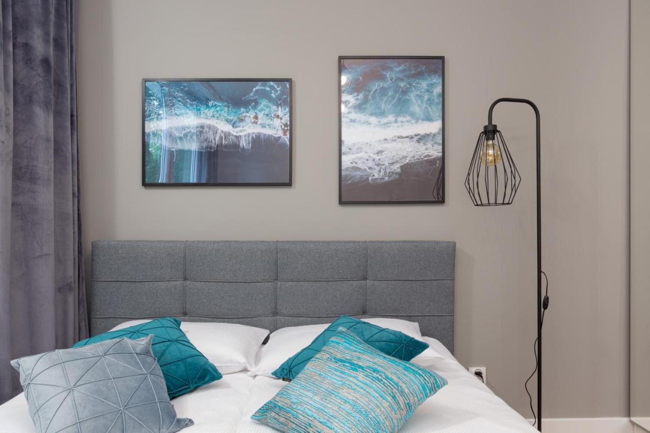 Beautiful Two-Bedroom Apartment Warsaw Bielany By Noclegi Renters Kültér fotó