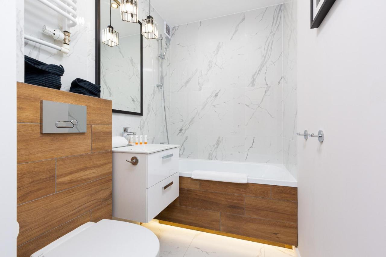 Beautiful Two-Bedroom Apartment Warsaw Bielany By Noclegi Renters Kültér fotó