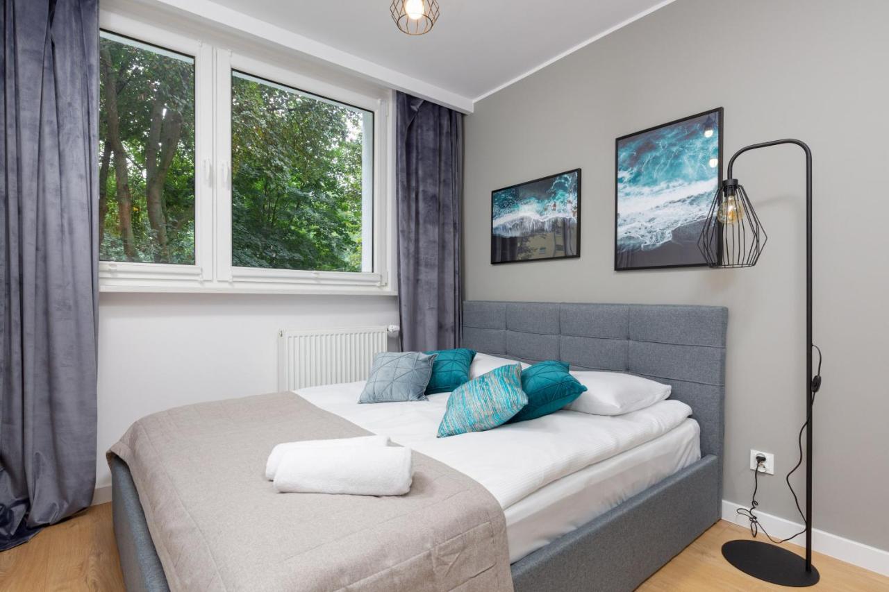 Beautiful Two-Bedroom Apartment Warsaw Bielany By Noclegi Renters Kültér fotó