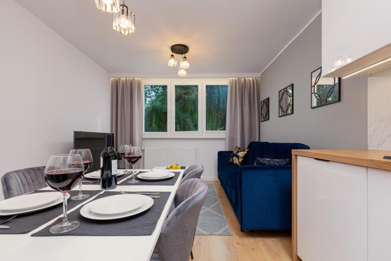 Beautiful Two-Bedroom Apartment Warsaw Bielany By Noclegi Renters Kültér fotó