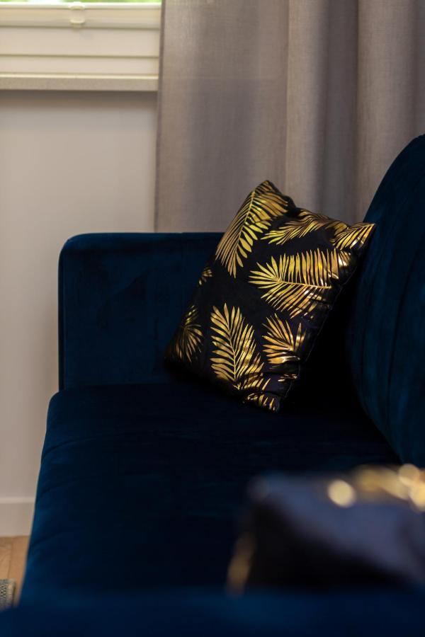 Beautiful Two-Bedroom Apartment Warsaw Bielany By Noclegi Renters Kültér fotó